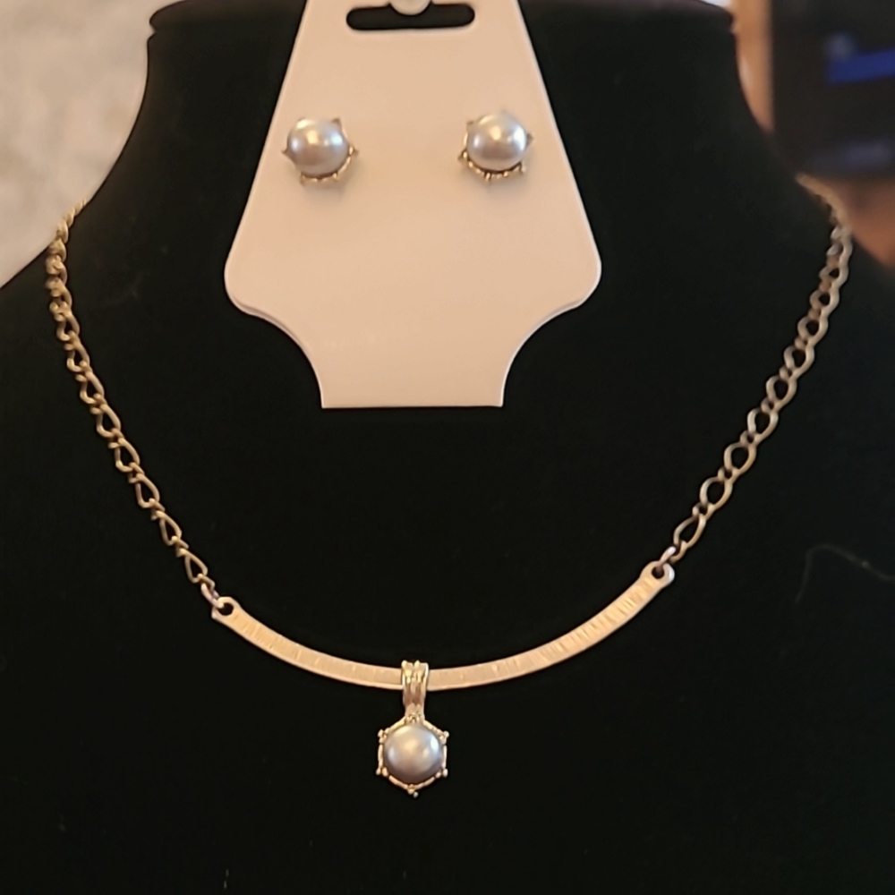 Custom-made gold tone bar necklace and earring set with faux black pearls